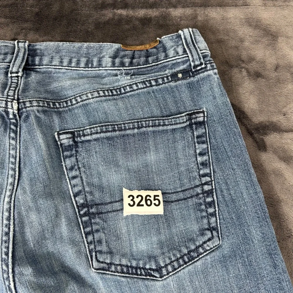 Lucky Brand 221 Original Straight Jeans Mens 34x30 Blue Medium Wash Denim